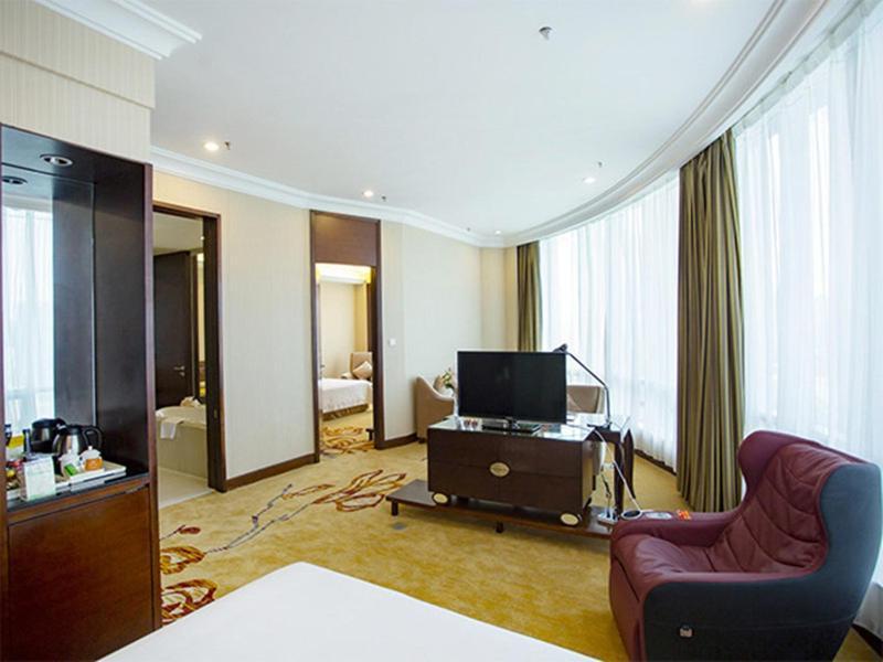 Vienna International Hotel Shenzhen Hua'Nan City ภายนอก รูปภาพ