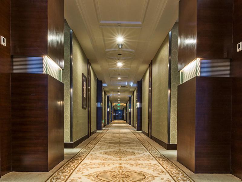Vienna International Hotel Shenzhen Hua'Nan City ภายนอก รูปภาพ